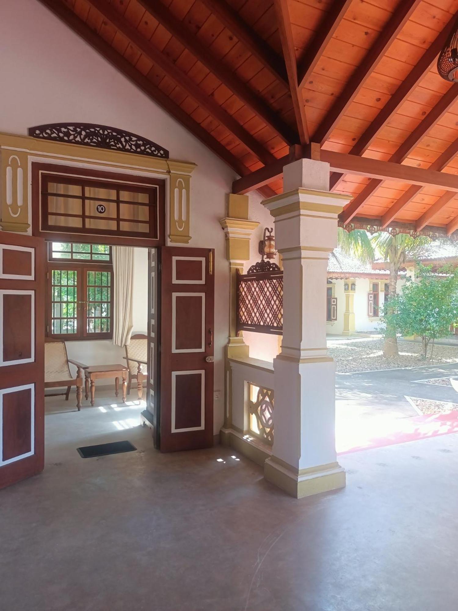 Sandali Walauwa Bentota Exteriér fotografie